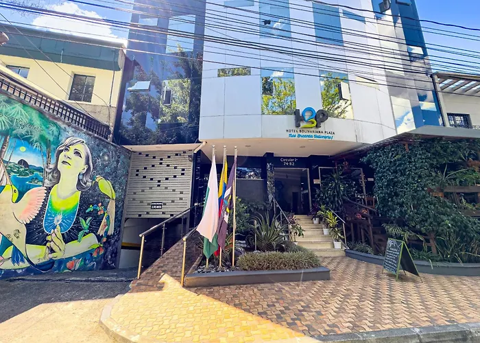 麦德林玻利瓦尔广场酒店