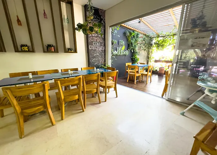 麦德林玻利瓦尔广场酒店